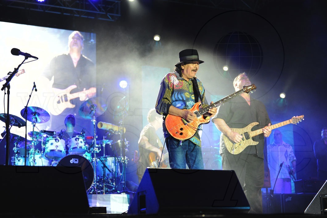 13-Carlos Santana - LIVE7