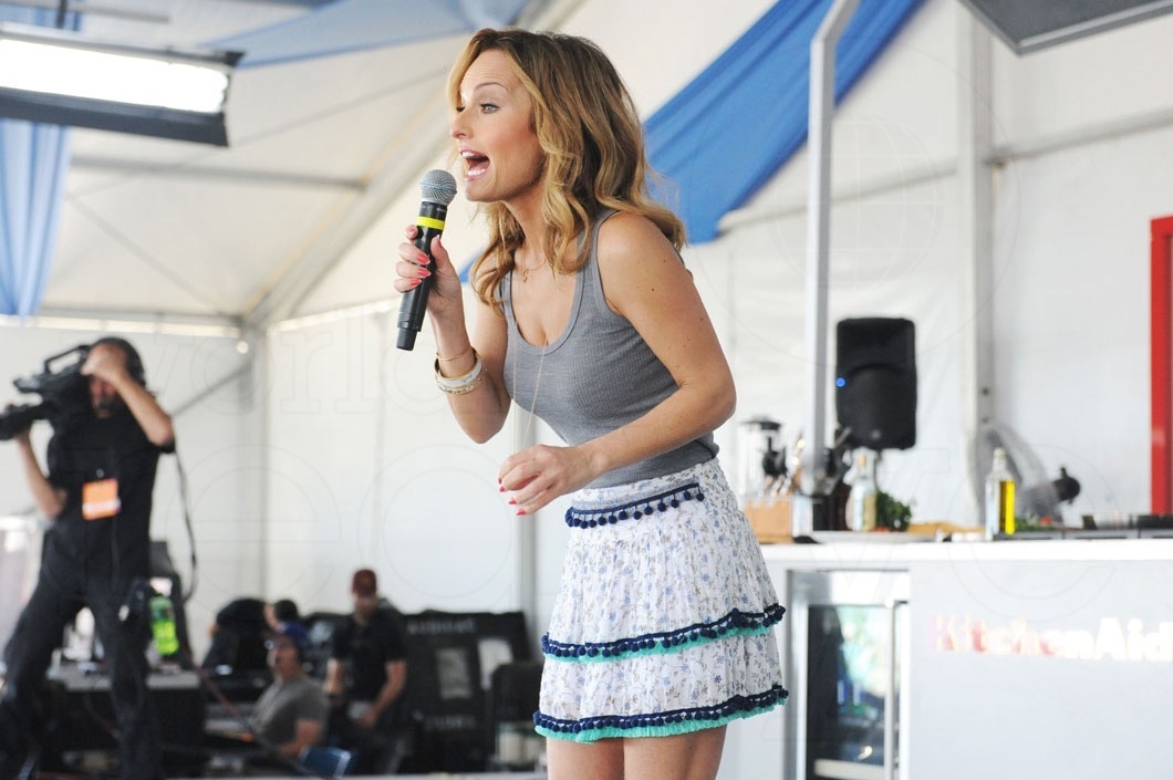 32-Giada De Laurentiis Speaking21