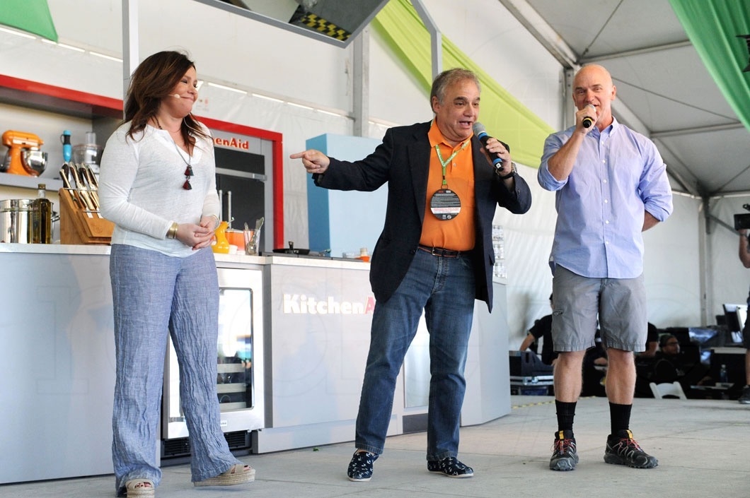 37-Rachael Ray & Lee Schrager Speaking9