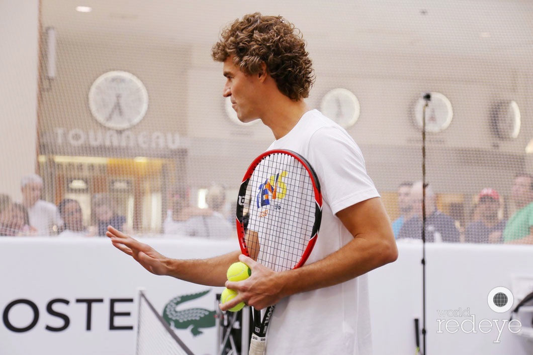 11-Gustavo Kuerten playing4_new