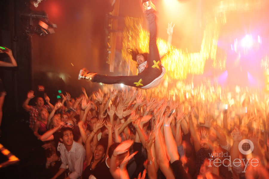 Aoki Super Jump!