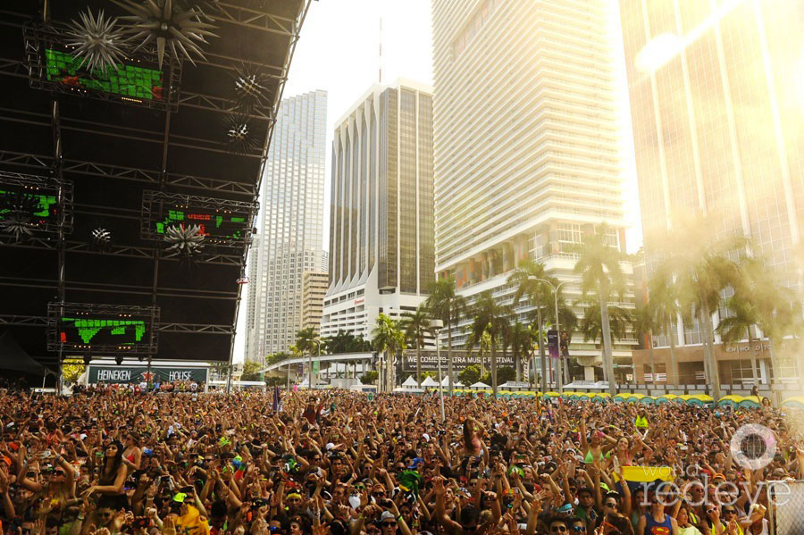 Ultra 2013 Weekend 2 Day 3 – Rodrigo