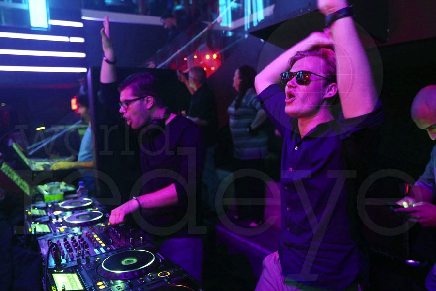 Cazzette at LIV