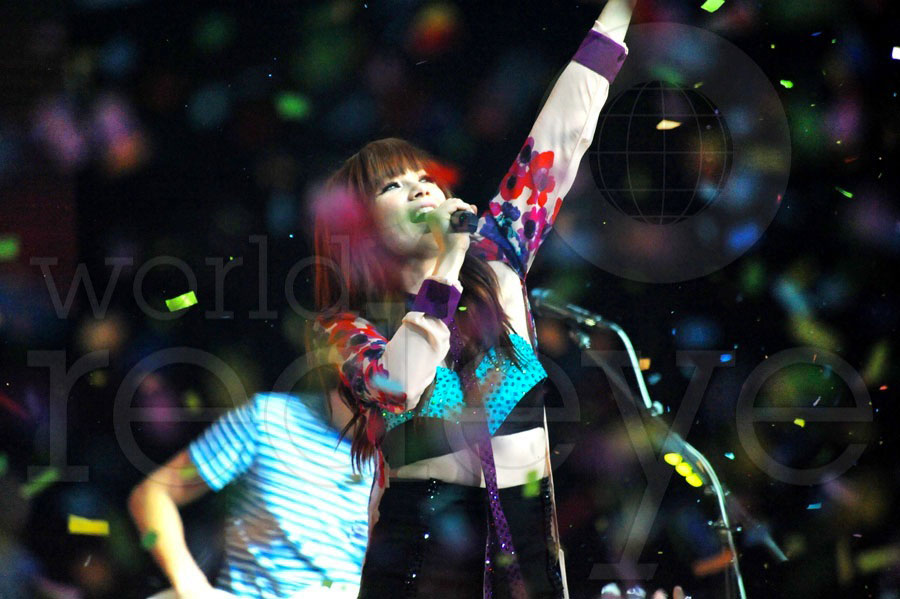 Carly Rae Jepsen at BleauLive