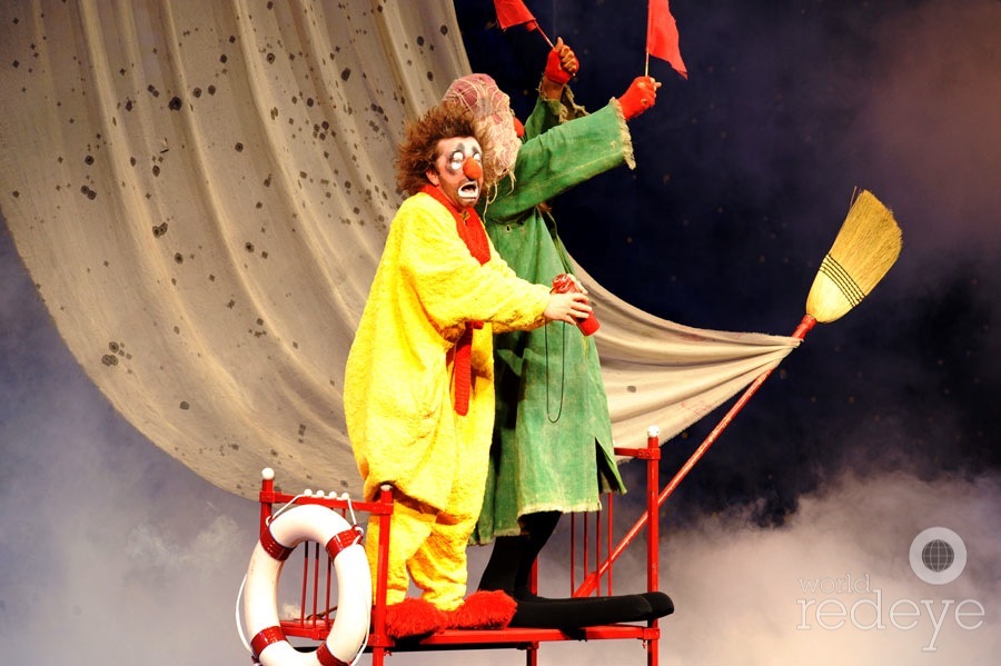 Slava’s Snowshow