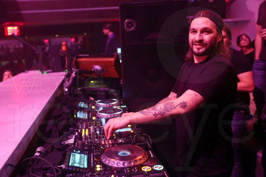 Steve Angello at LIV