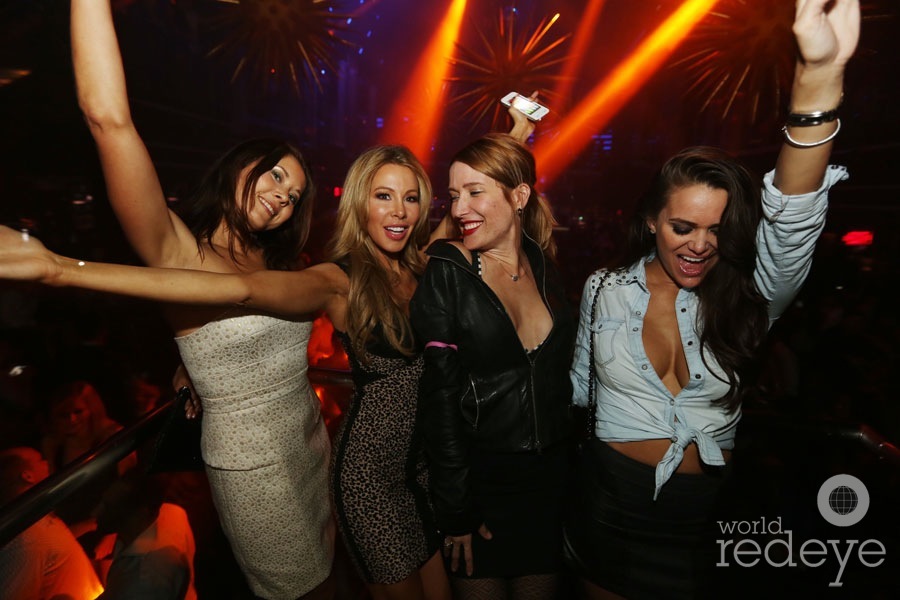 _60-Lisa-Hochstein-&-Chanell-Oliver,-&-Friends3