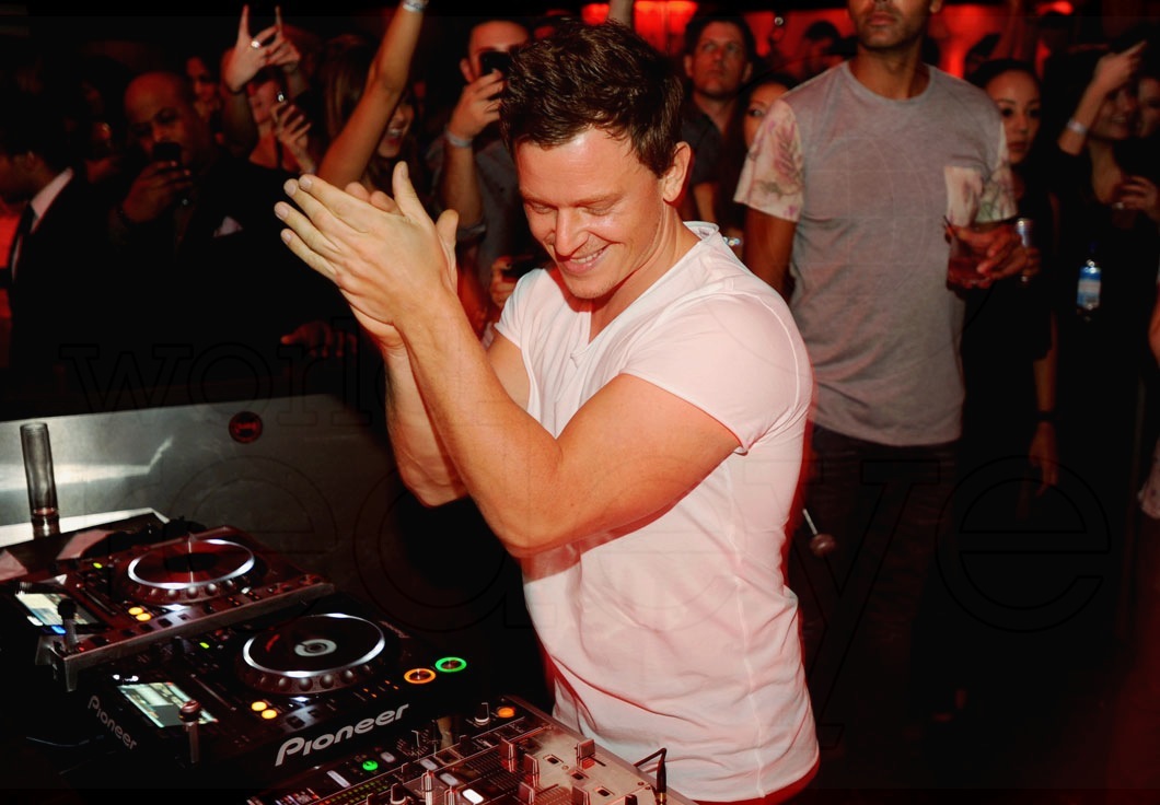 _1-Fedde-le-grand-8