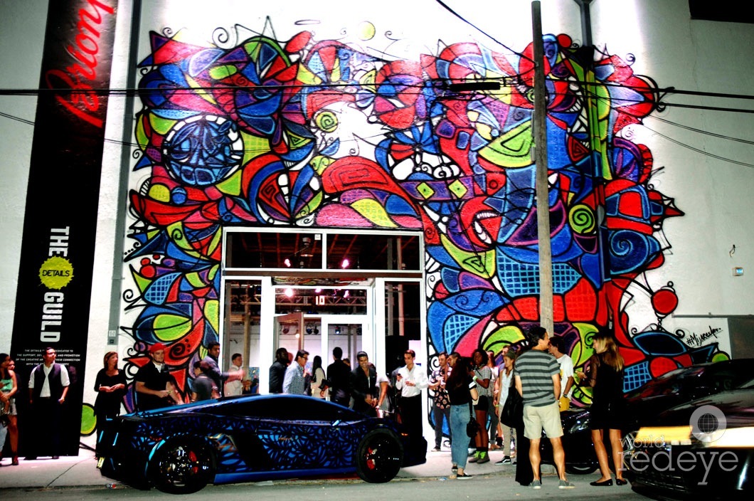 _1-Lambo-&-building-mural1