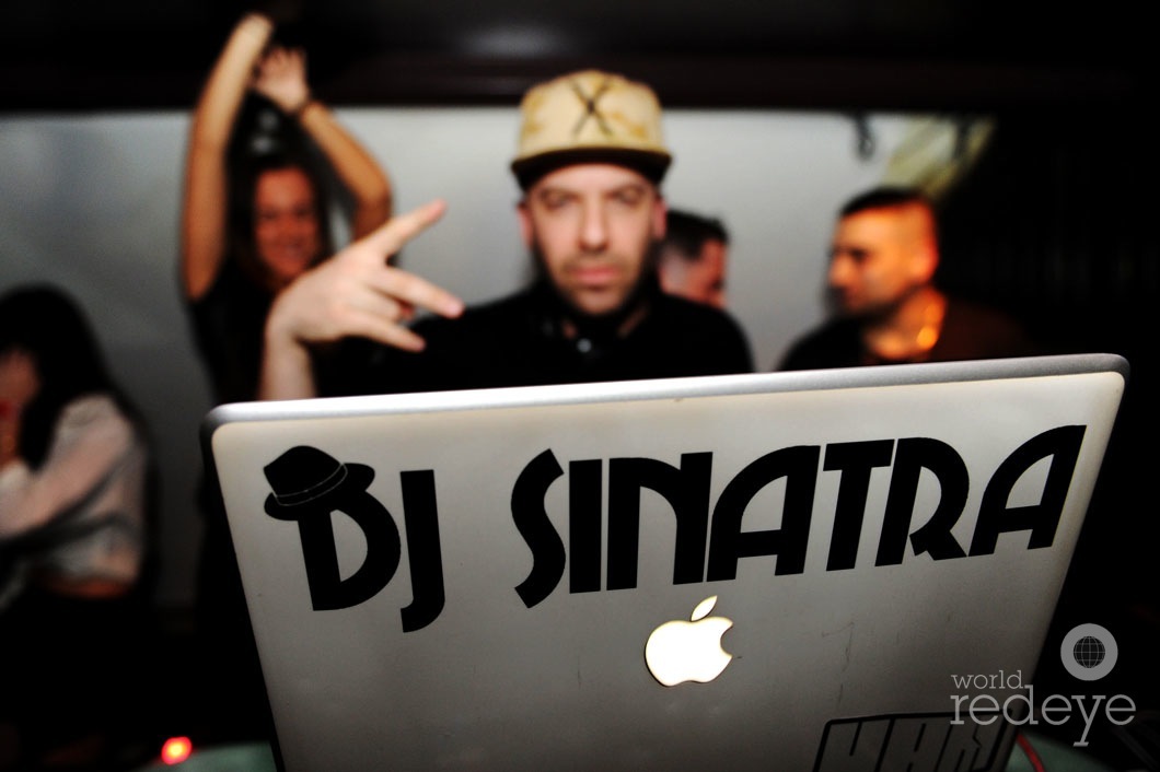 _1-Sinatra-DJing1