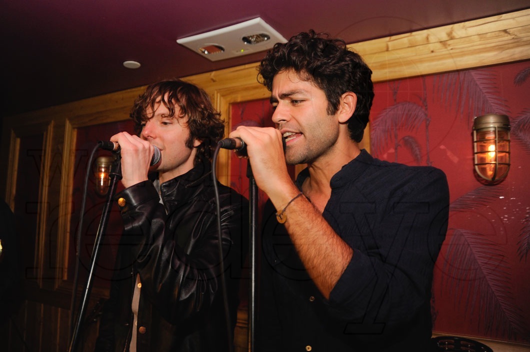 _5-Matt-Cohler-&-Adrian-Grenier009