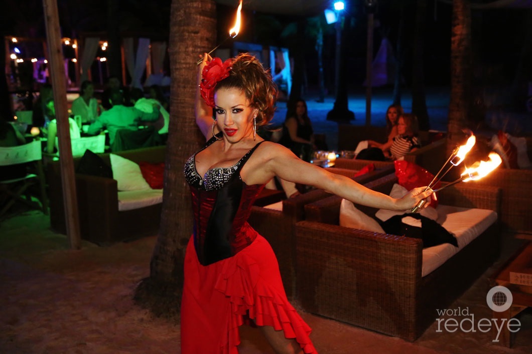 _11-Fire-Dancer-at-Nikki-Beach12