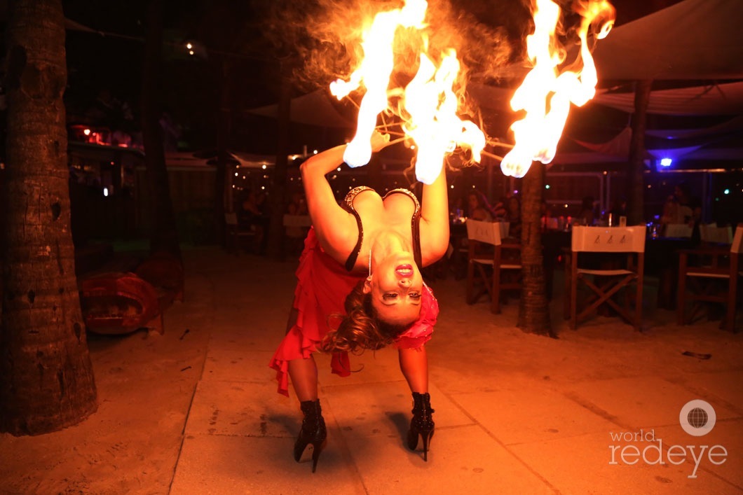 _13-Fire-Dancer-at-Nikki-Beach19