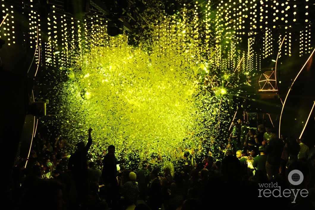 Confetti-blast-at-Story-Nightclub-1