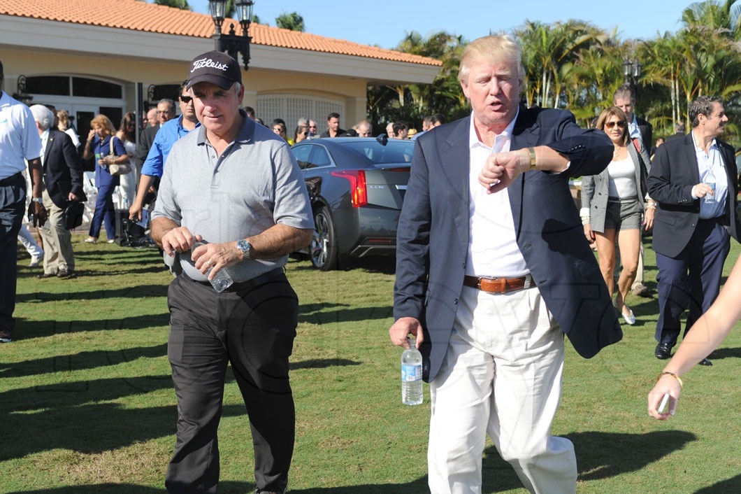 10-Carlos-Gimenez-&-Donald-Trump