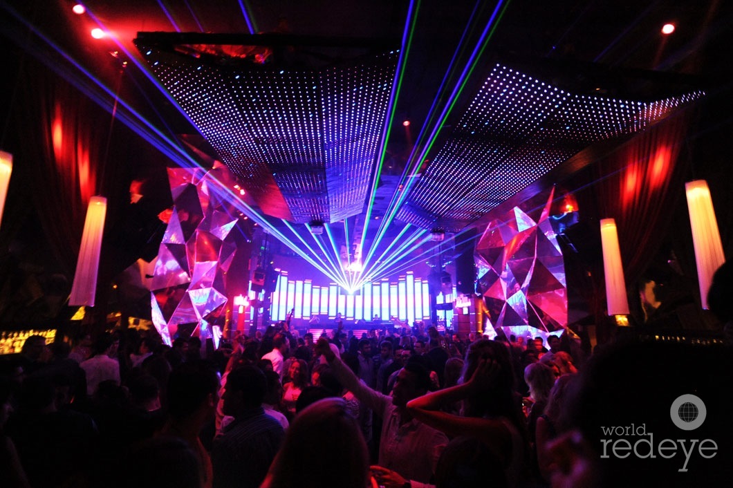 _2-Atmosphere-at-SET-Nightclub-5