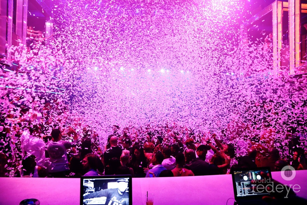 _3-Confetti-at-LIV-at-Fontainebleau4