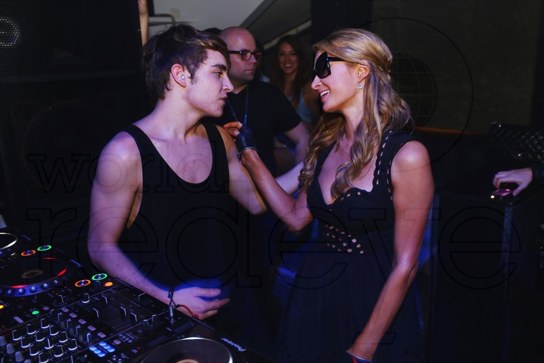 _3-Danny-Avila-&-Paris-Hilton6