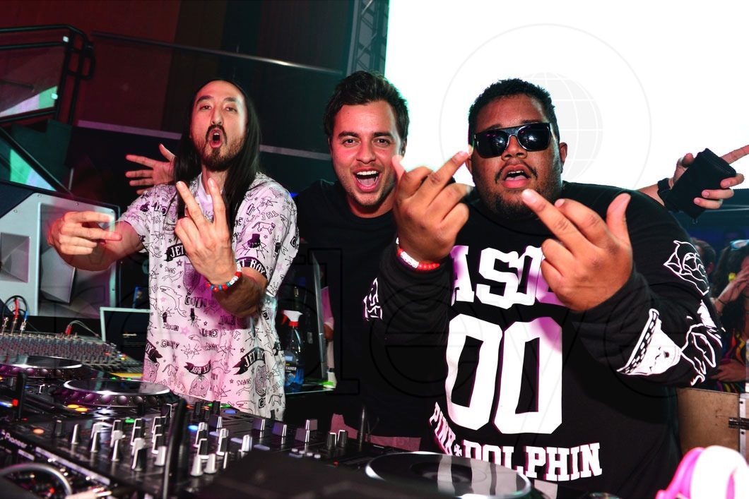 _1-Steve-Aoki,-Quintino,-&-Carnage39