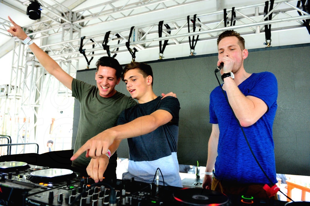 _10-Firebeatz-&-Martin-Garrix33