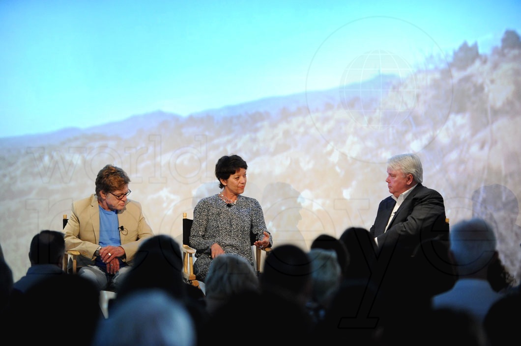 _12-Robert-&-Sibylle-Szaggars-Redford,-&-Dennis-Scholl-speaking5