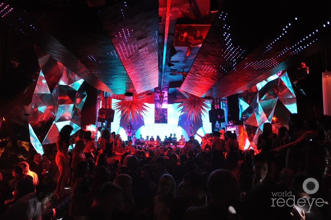 _2-Atmosphere-at-SET-Nightclub-7