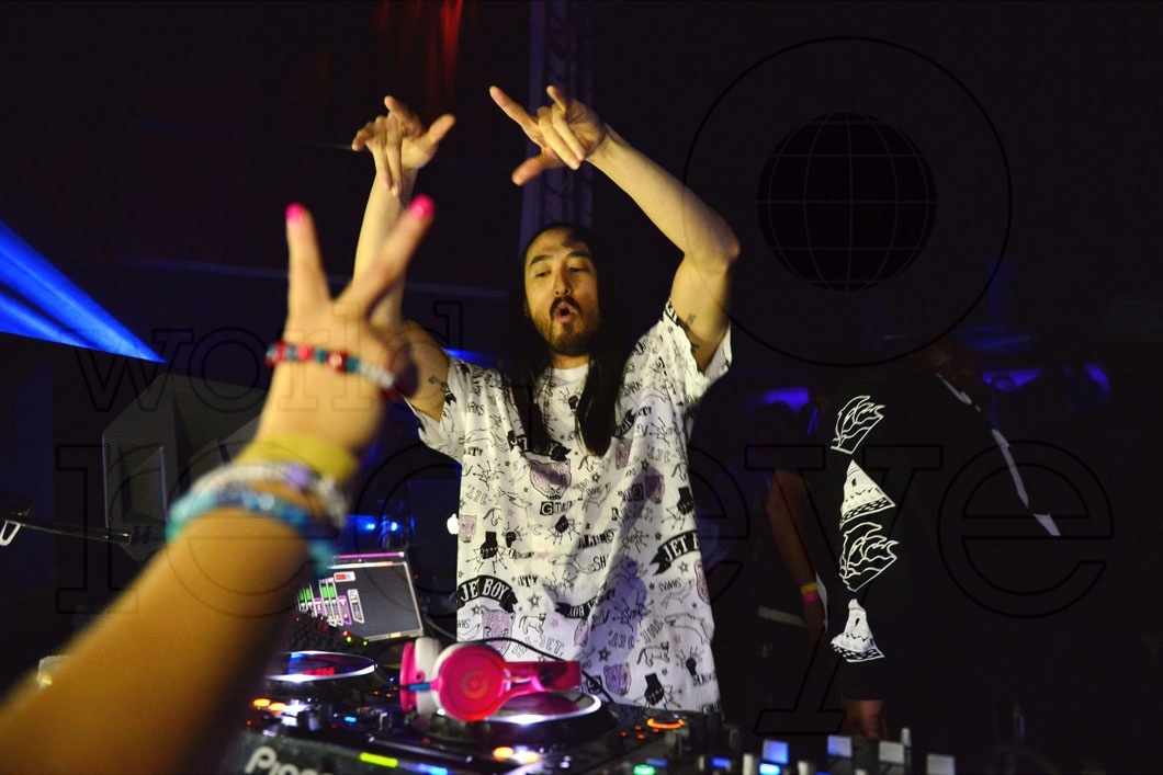 _27-Steve-Aoki64