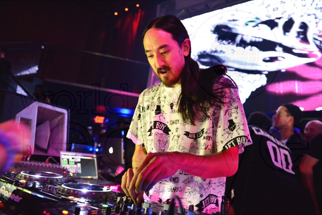 _30-Steve-Aoki75