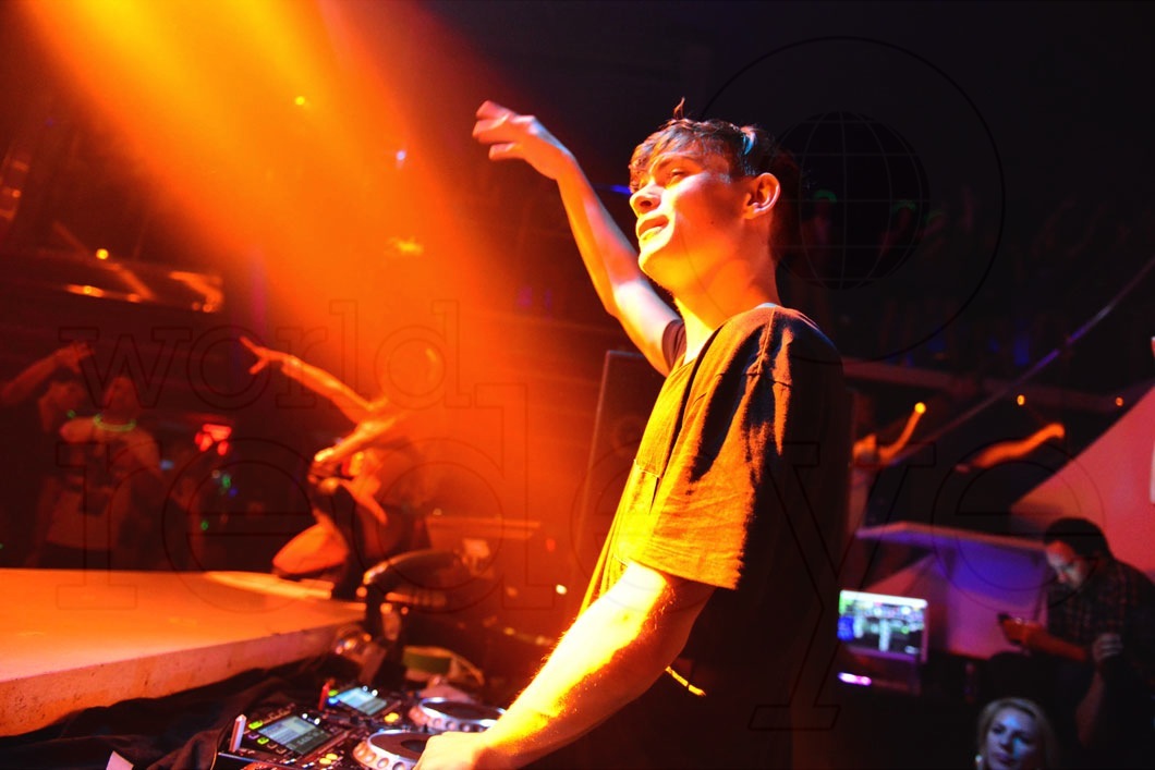 _45-Martin-Garrix93