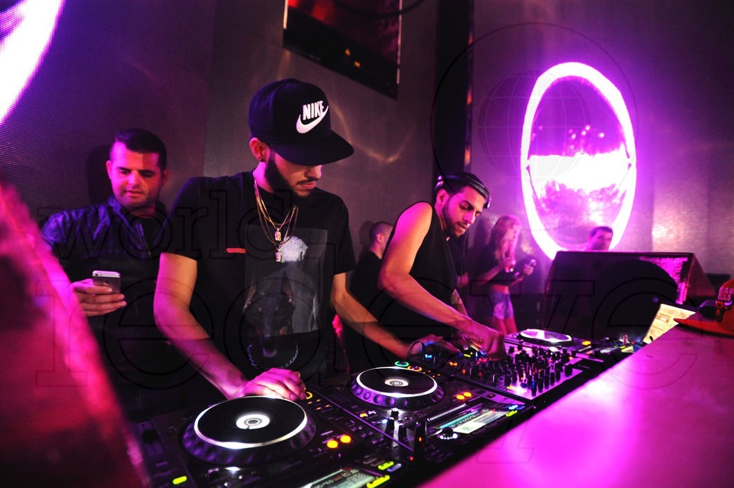 _5-The-Martinez-Brothers-djing