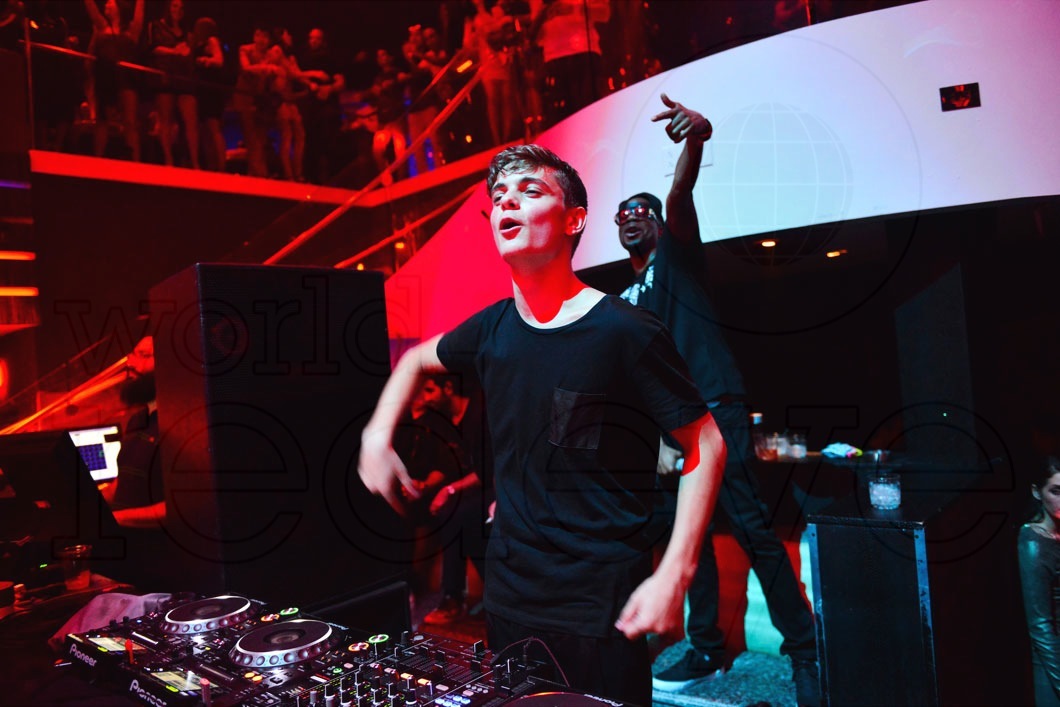 _50-Martin-Garrix54