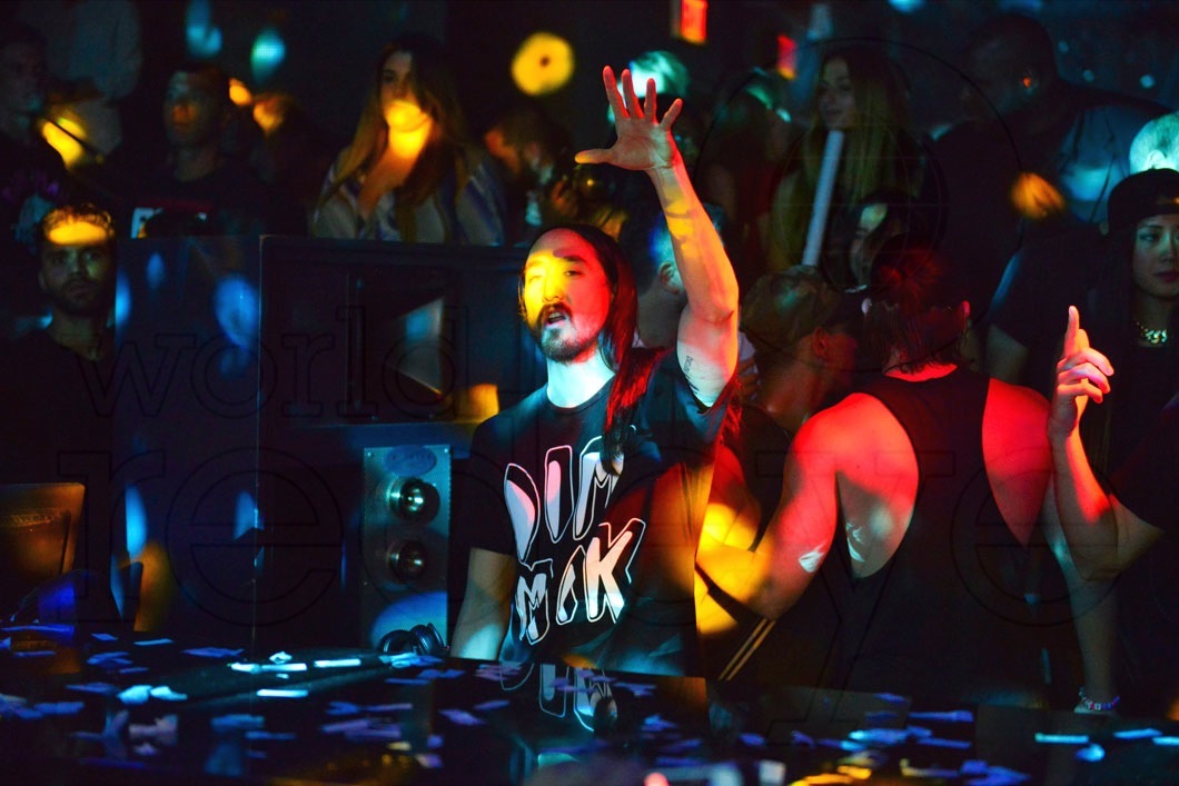 _54-Steve-Aoki92