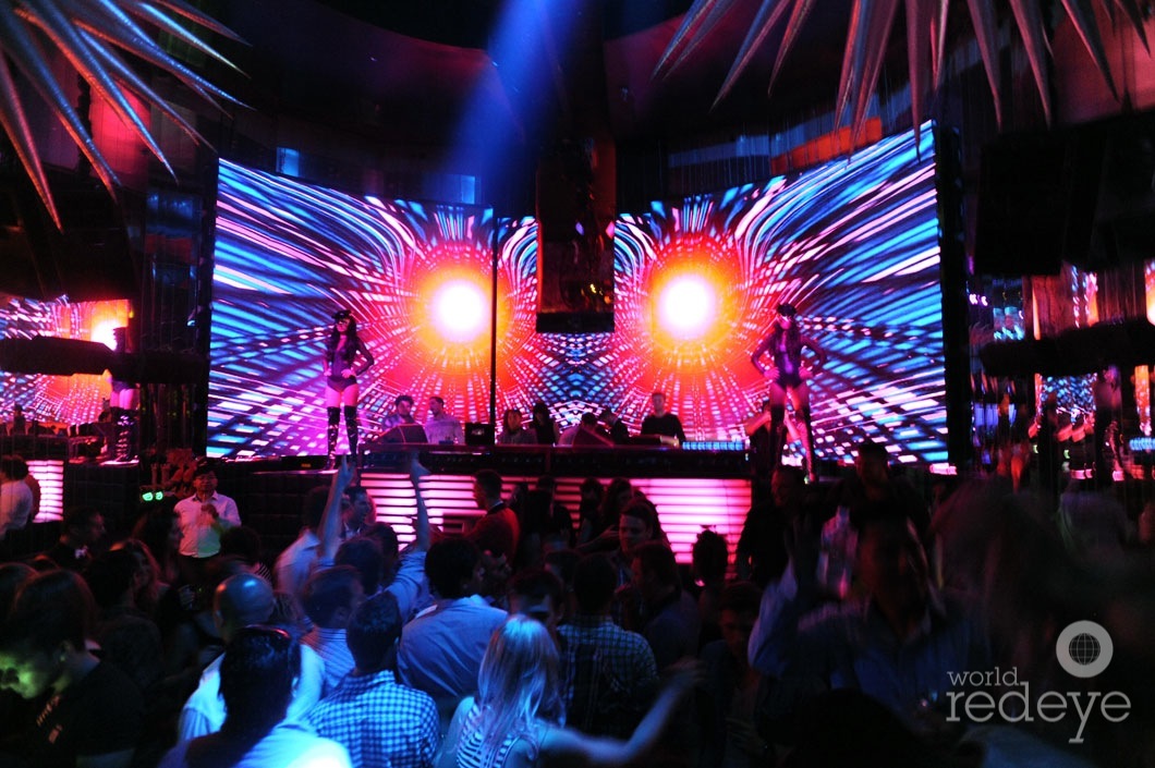 _6-Atmosphere-at-SET-Nightclub-2