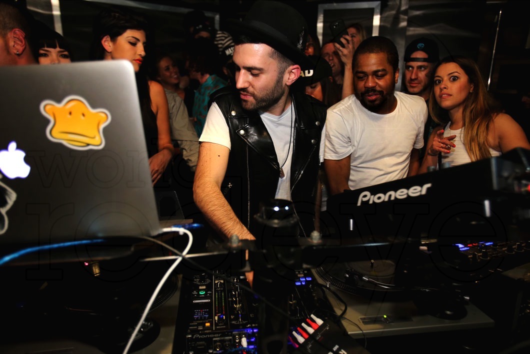 _7-A-Trak-&-DJ-D-Nice5