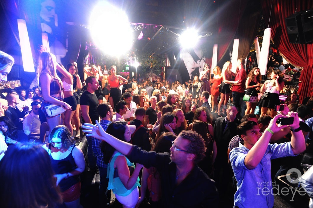 _7-Atmosphere-at-SET-Nightclub-4