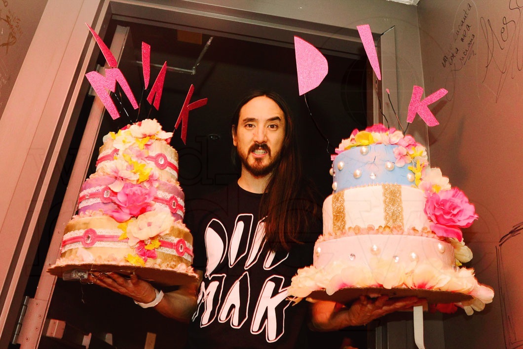 _75-Steve-Aoki23