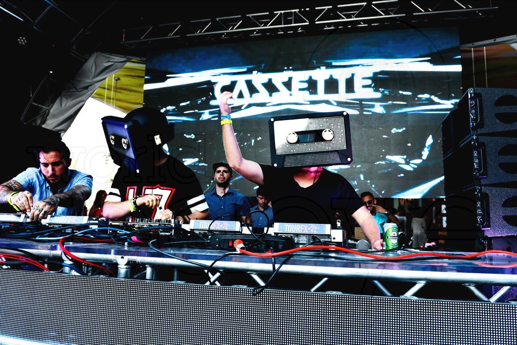 _8.5-Cazzette-11