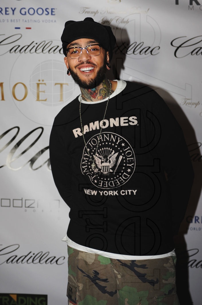 _9-Travie-McCoy2