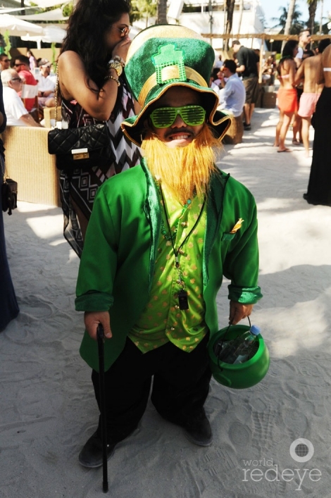 St-Patrick's-Day-theme-at-Nikki-Beach-Miami-4