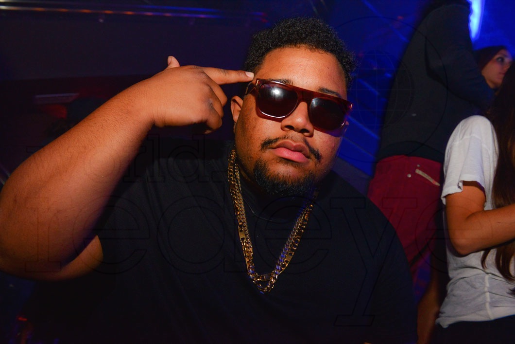 _1-DJ-Carnage06