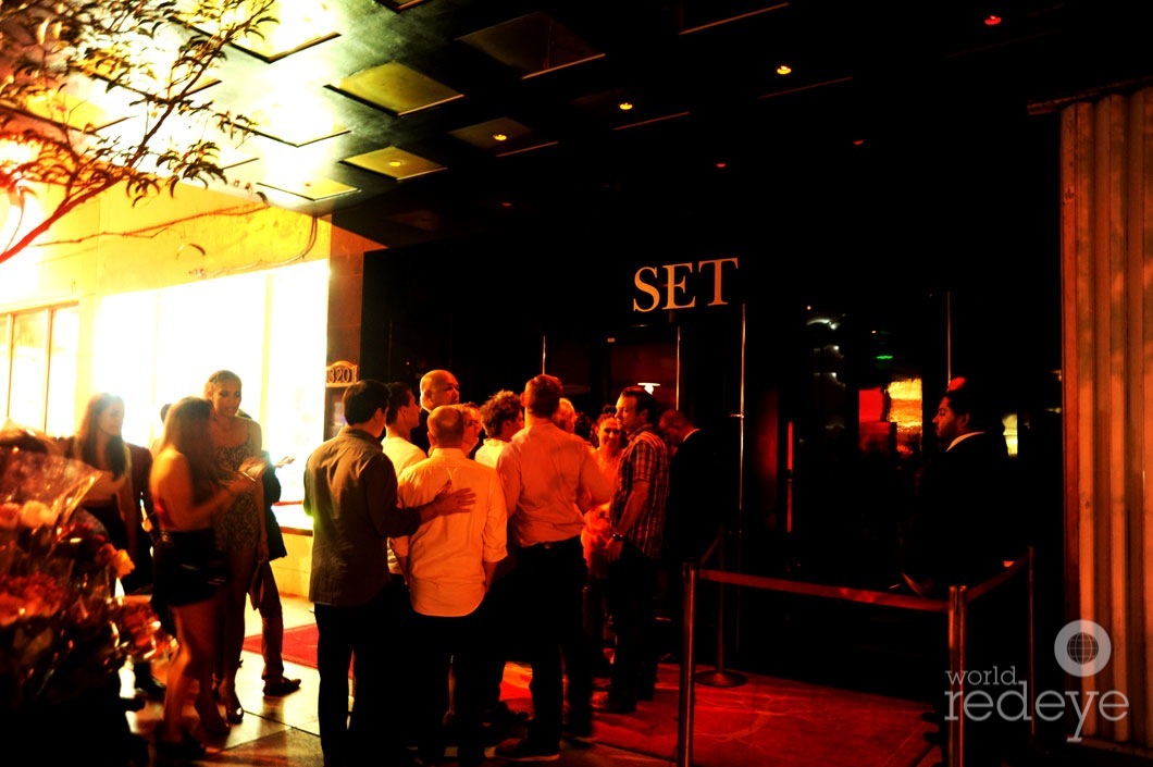 _1-Line-at-SET-Nightclub-7