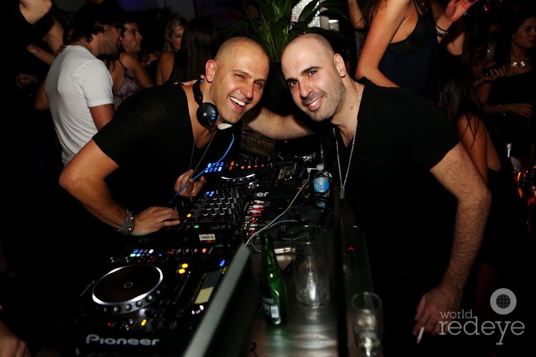 _12-DJ-Vanjee-&-Nadav-Vee