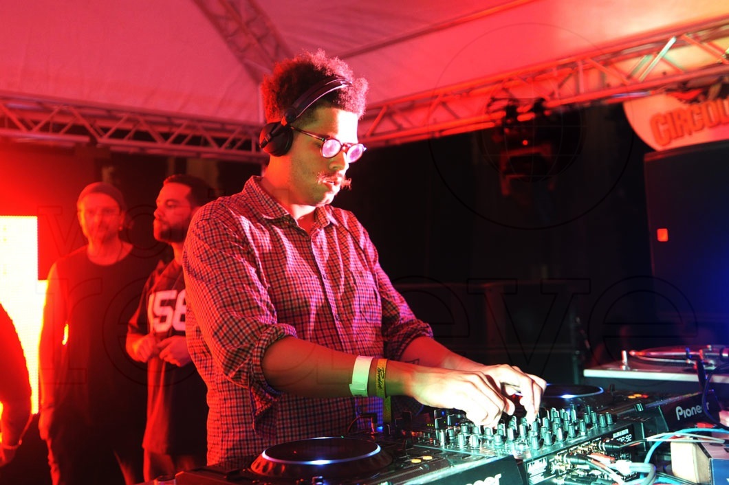 _28-Seth-Troxler