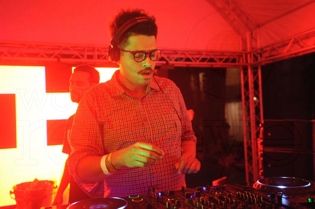 _31-Seth-Troxler4