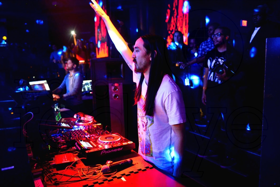 _35-Steve-Aoki09