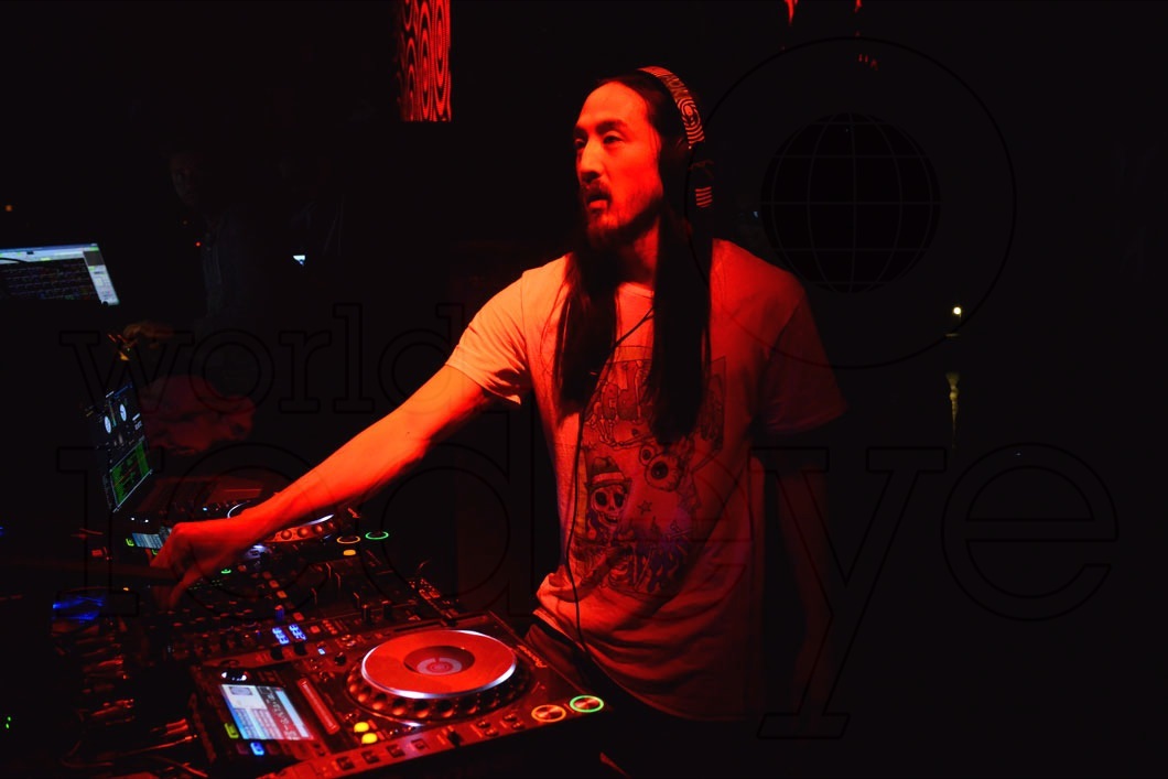 _36-Steve-Aoki21