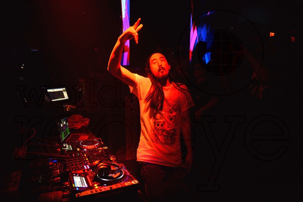 _37-Steve-Aoki22