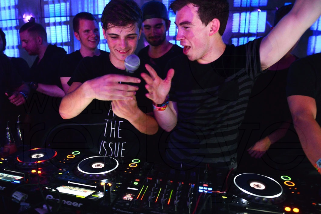 _43-Martin-Garrix-&-Hardwell11