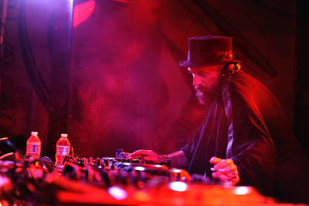 _73-Damian-Lazarus-Djing2