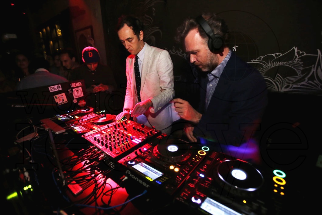 _9-2manyDJs16